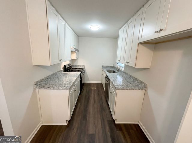 161 Grove Road, Locust Grove, GA 30248