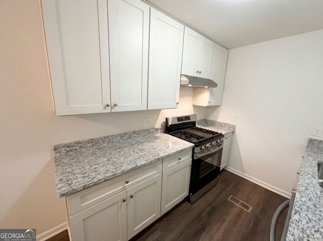 161 Grove Road, Locust Grove, GA 30248