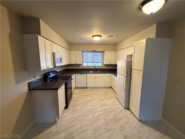 3417 Civic Center F, North Las Vegas, NV 89030