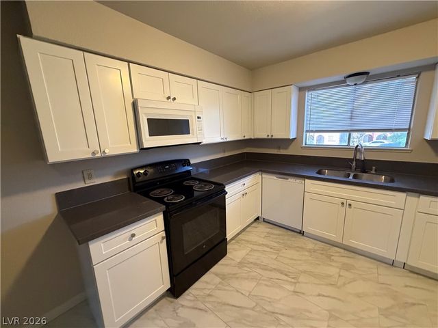 3417 Civic Center F, North Las Vegas, NV 89030