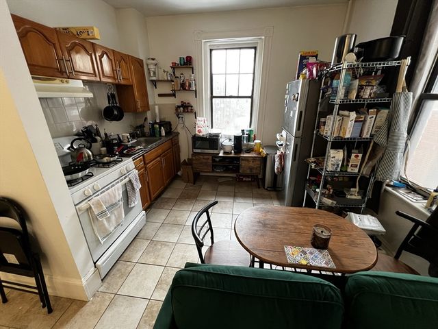 57 Brighton Ave. 8, Boston, MA 02134