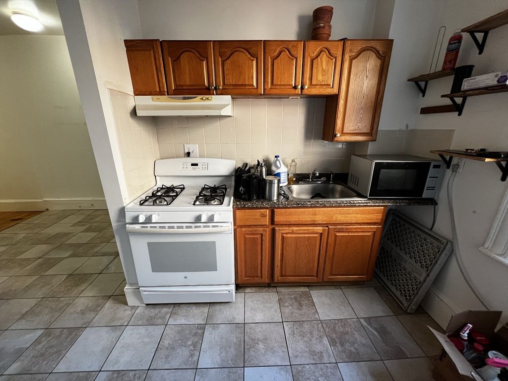 57 Brighton Ave. 8, Boston, MA 02134