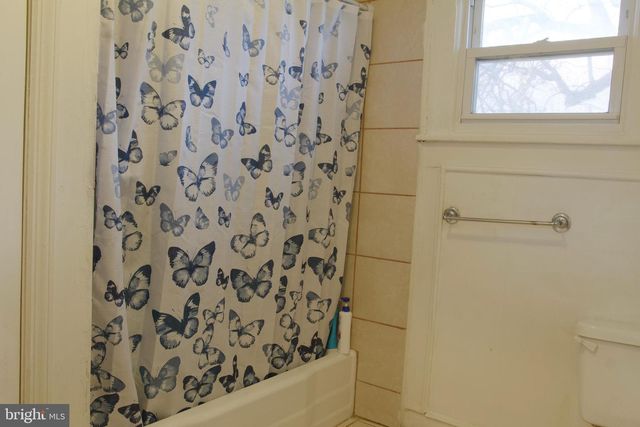 708 E MONTROSE ST, Vineland, NJ 08360