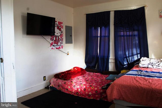 708 E MONTROSE ST, Vineland, NJ 08360