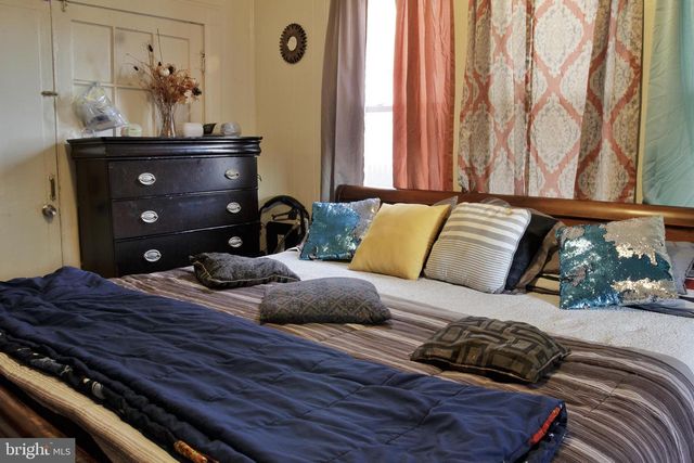 708 E MONTROSE ST, Vineland, NJ 08360