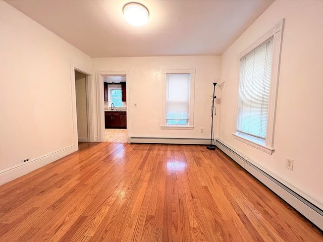 12 Standish Ave, Quincy, MA 02170