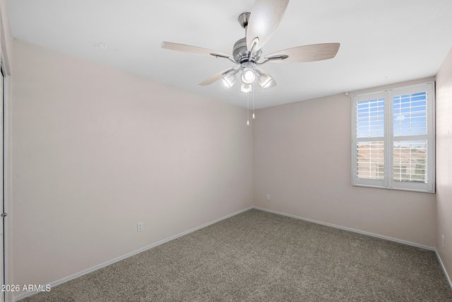 1227 E GLENHAVEN Drive, Phoenix, AZ 85048