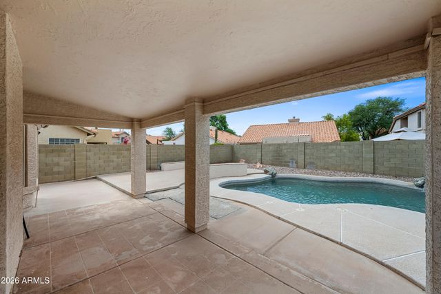 1227 E GLENHAVEN Drive, Phoenix, AZ 85048
