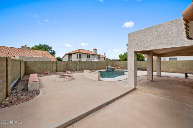 1227 E GLENHAVEN Drive, Phoenix, AZ 85048
