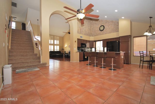 1227 E Glenhaven Drive, Phoenix, AZ 85048