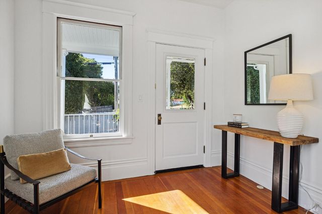 1375 Gossage Ave, Petaluma, CA 94952