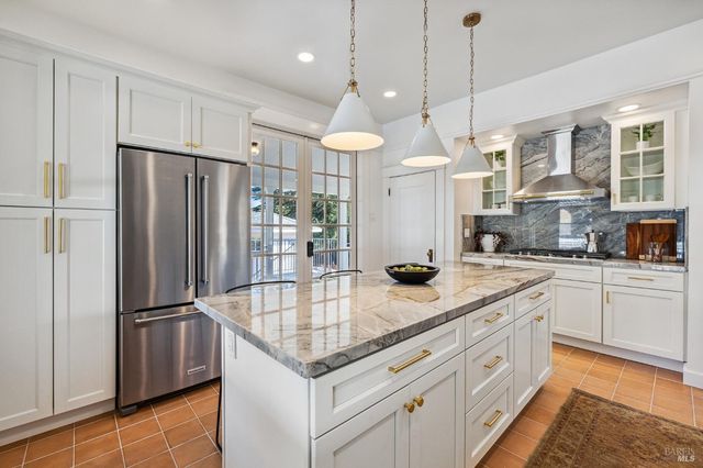 1375 Gossage Ave, Petaluma, CA 94952