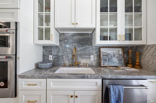 1375 Gossage Ave, Petaluma, CA 94952