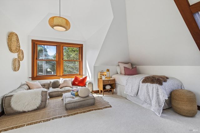 1375 Gossage Ave, Petaluma, CA 94952