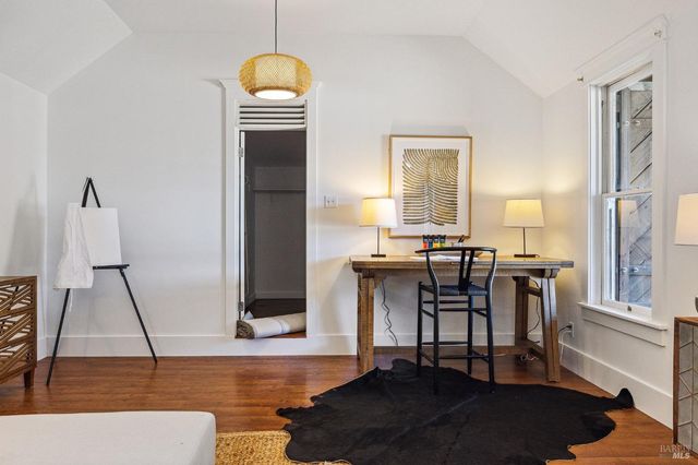 1375 Gossage Ave, Petaluma, CA 94952