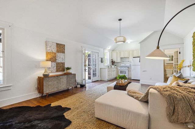 1375 Gossage Ave, Petaluma, CA 94952