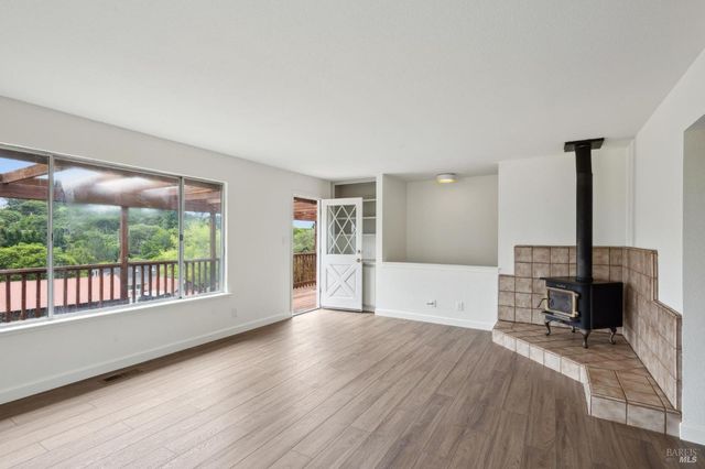 1375 Gossage Ave, Petaluma, CA 94952