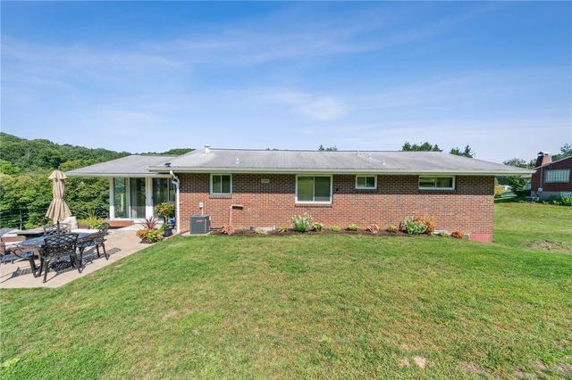 62 Russellton Dorseyville Rd, West Deer, PA 15024