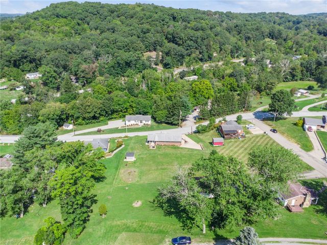 62 Russellton Dorseyville Rd, West Deer, PA 15024