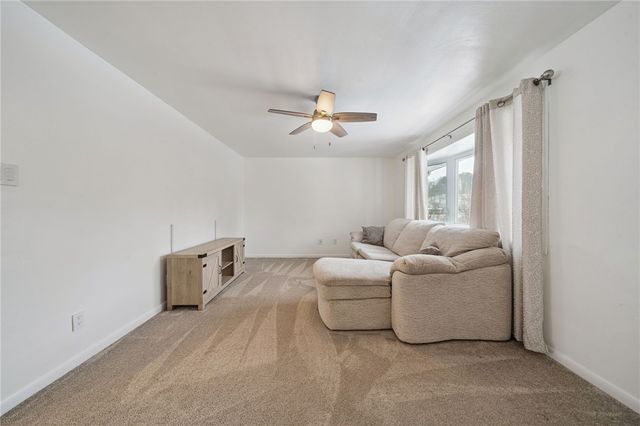 62 Russellton Dorseyville Rd, West Deer, PA 15024