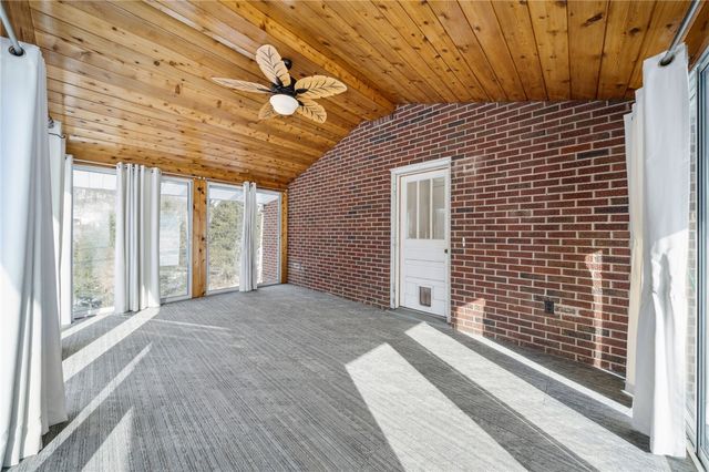 62 Russellton Dorseyville Rd, West Deer, PA 15024