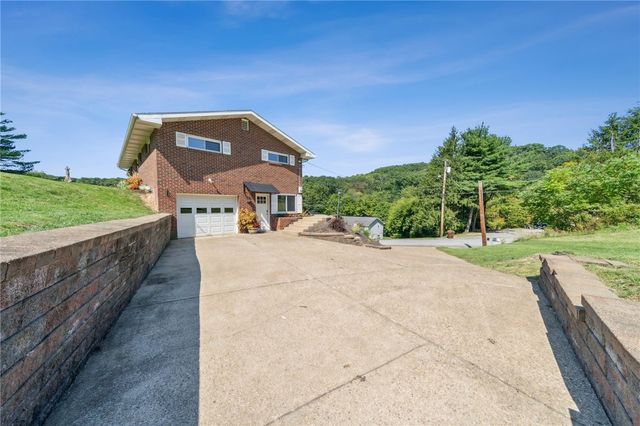 62 Russellton Dorseyville Rd, West Deer, PA 15024