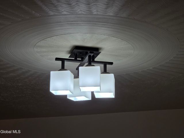 122 Rabbit, Cobleskill, NY 12043