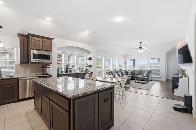 10004 White Pine Drive, Fort Worth, TX 76131