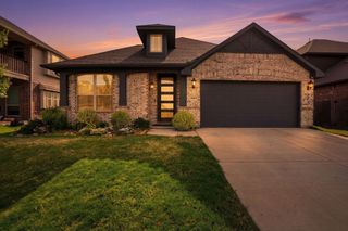 10004 White Pine Drive, Fort Worth, TX 76131