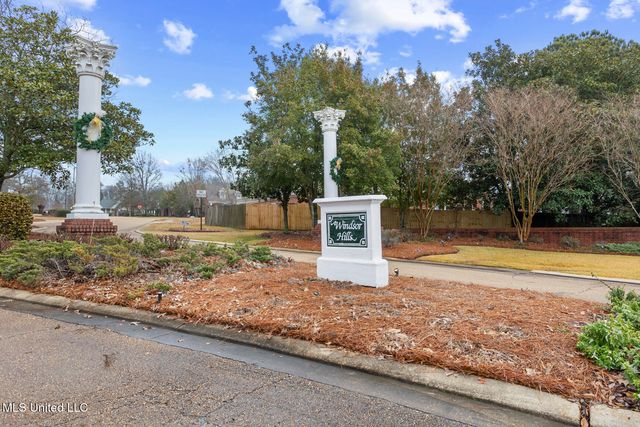 106 Brittany Way, Madison, MS 39110