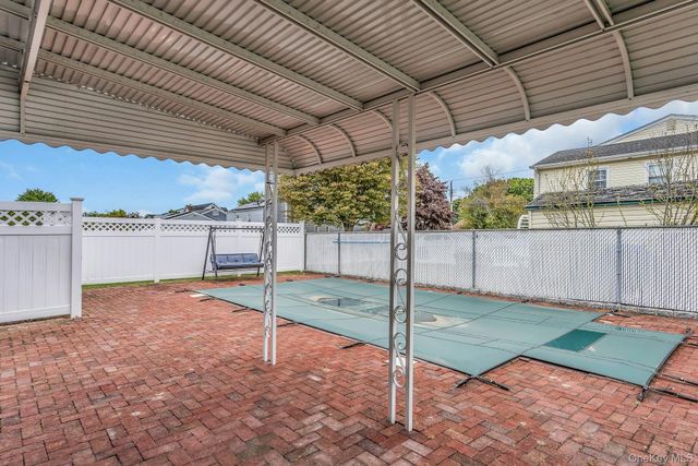 313 Illinois Avenue, Massapequa Park, NY 11762