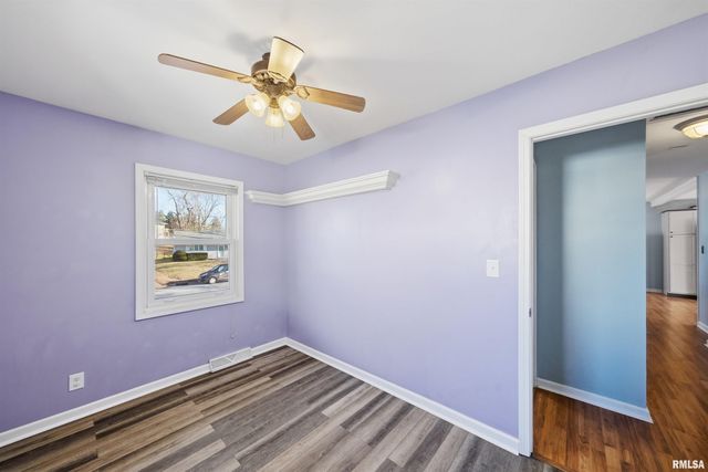 230 BRIARCLIFF Drive, Washington, IL 61571