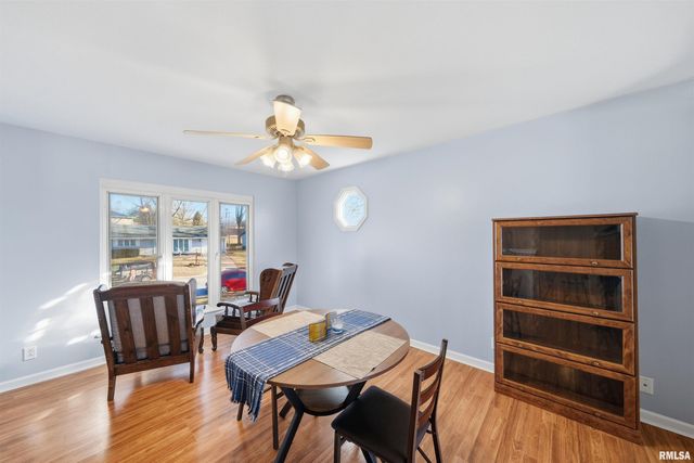 230 BRIARCLIFF Drive, Washington, IL 61571