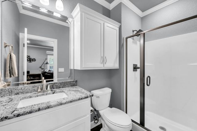 10016 Camelot Lane, Rogers, AR 72758