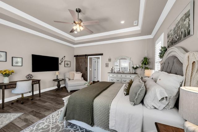 10016 Camelot Lane, Rogers, AR 72758