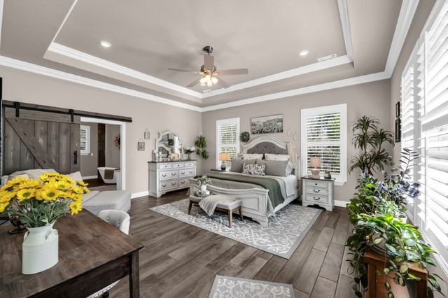 10016 Camelot Lane, Rogers, AR 72758