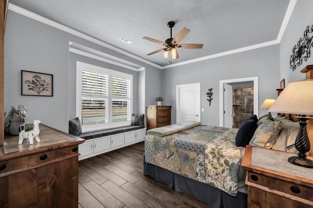 10016 Camelot Lane, Rogers, AR 72758