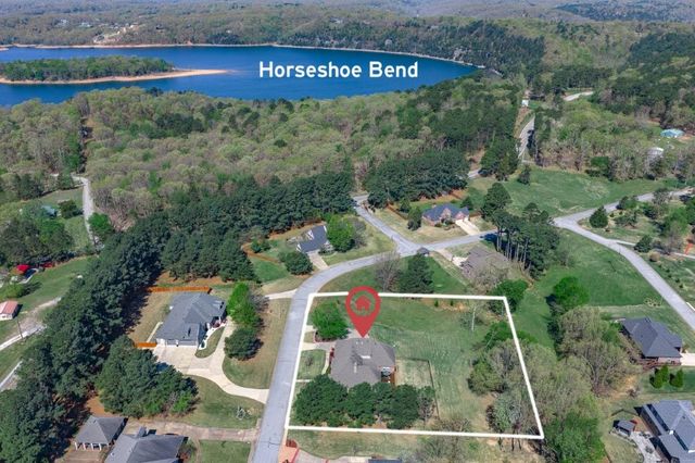 10016 Camelot Lane, Rogers, AR 72758