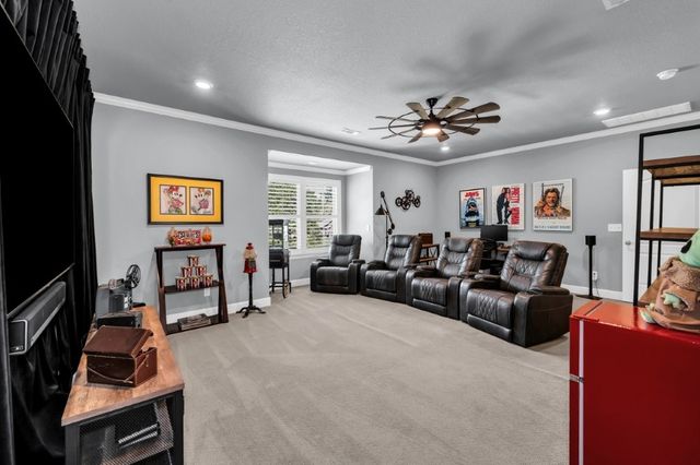 10016 Camelot Lane, Rogers, AR 72758