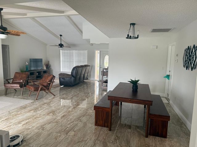 1824 SE 1ST Terrace, Cape Coral, FL 33990