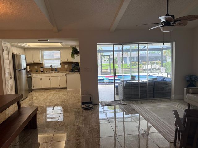 1824 SE 1ST Terrace, Cape Coral, FL 33990