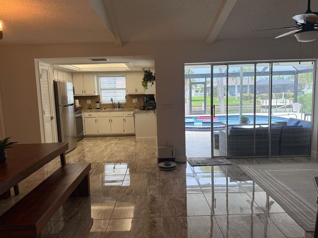1824 SE 1ST Terrace, Cape Coral, FL 33990