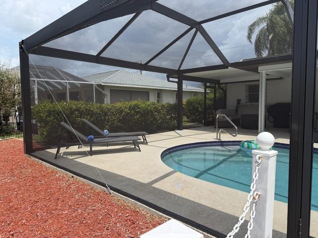 1824 SE 1ST Terrace, Cape Coral, FL 33990