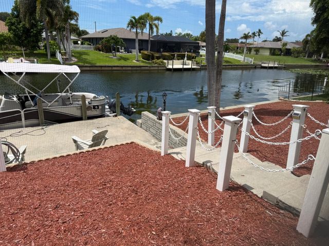 1824 SE 1ST Terrace, Cape Coral, FL 33990