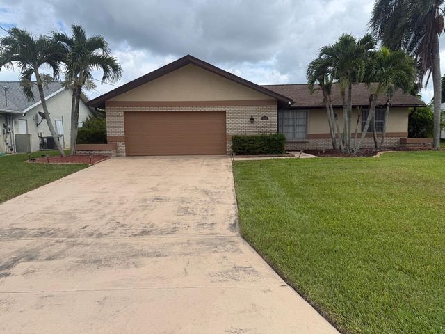 1824 SE 1ST Terrace, Cape Coral, FL 33990