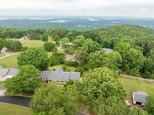 19 Ridgecrest Drive, Heber Springs, AR 72543