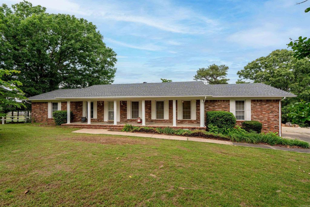 19 Ridgecrest Drive, Heber Springs, AR 72543