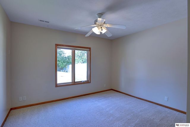 15213 Norwick Drive, Omaha, NE 68116