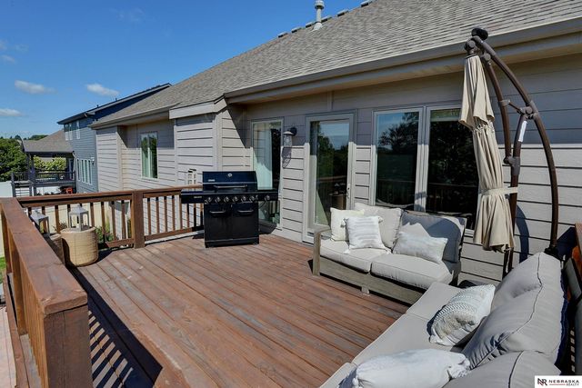 15213 Norwick Drive, Omaha, NE 68116