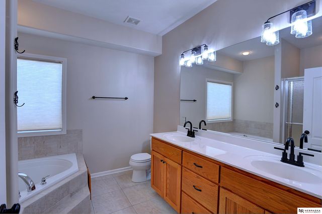 15213 Norwick Drive, Omaha, NE 68116